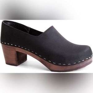 Sandgrens Swedish Handmade Wooden Clog | Brett Closed Back